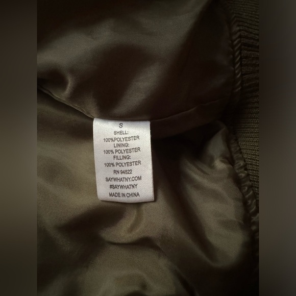 Trendy Olive Green Quilted Bomber Jacket with Zip Pockets - Picture 8 of 8